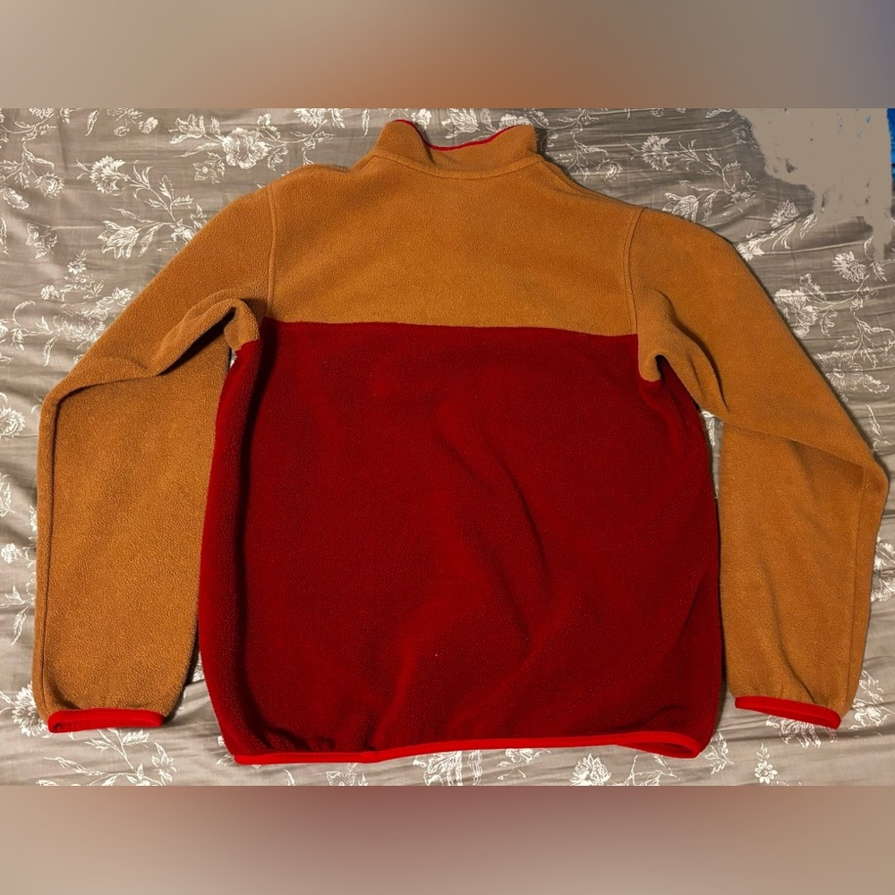 ❌SOLD ❌Patagonia Women’s Lightweight Synchilla® Snap-T® Pullover
Style #
25455 - Picture 6 of 8